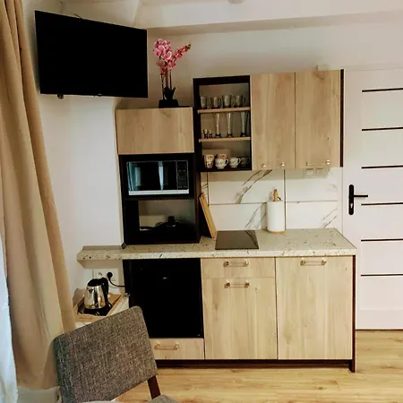 Lägenhet Noclegi-apartamenty Verona Kłodzko
